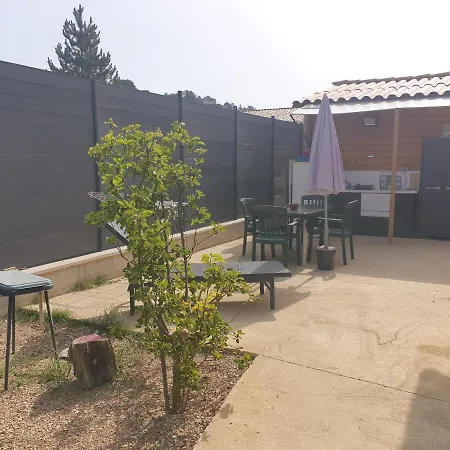 Apartment La Maison Du Bonheur Greoux-les-Bains